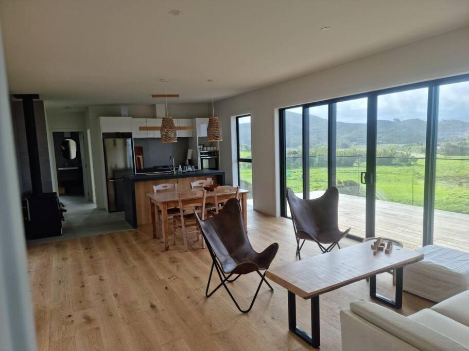 Xspot Medlands Beach House - Ocean Views - Short Stroll To The Beach Exterior photo